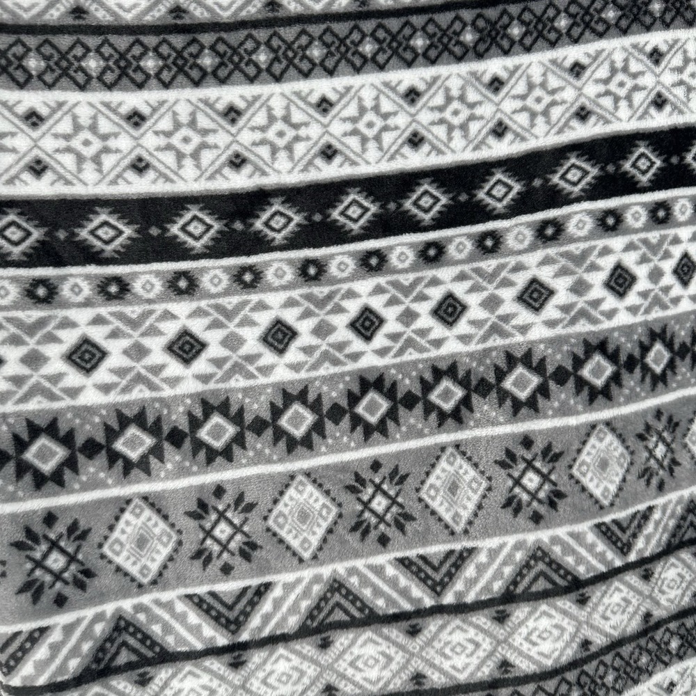 Cuddl Duds Poncho Size L/XL Grey Poncho Warm Cozy Southwestern Lounge - Picture 3 of 6
